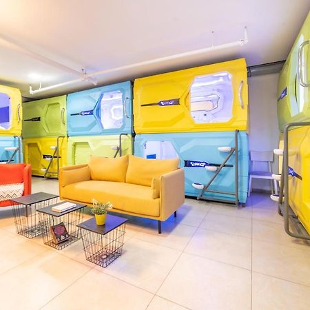 Capsule Inn Jerusalem Eksteriør billede