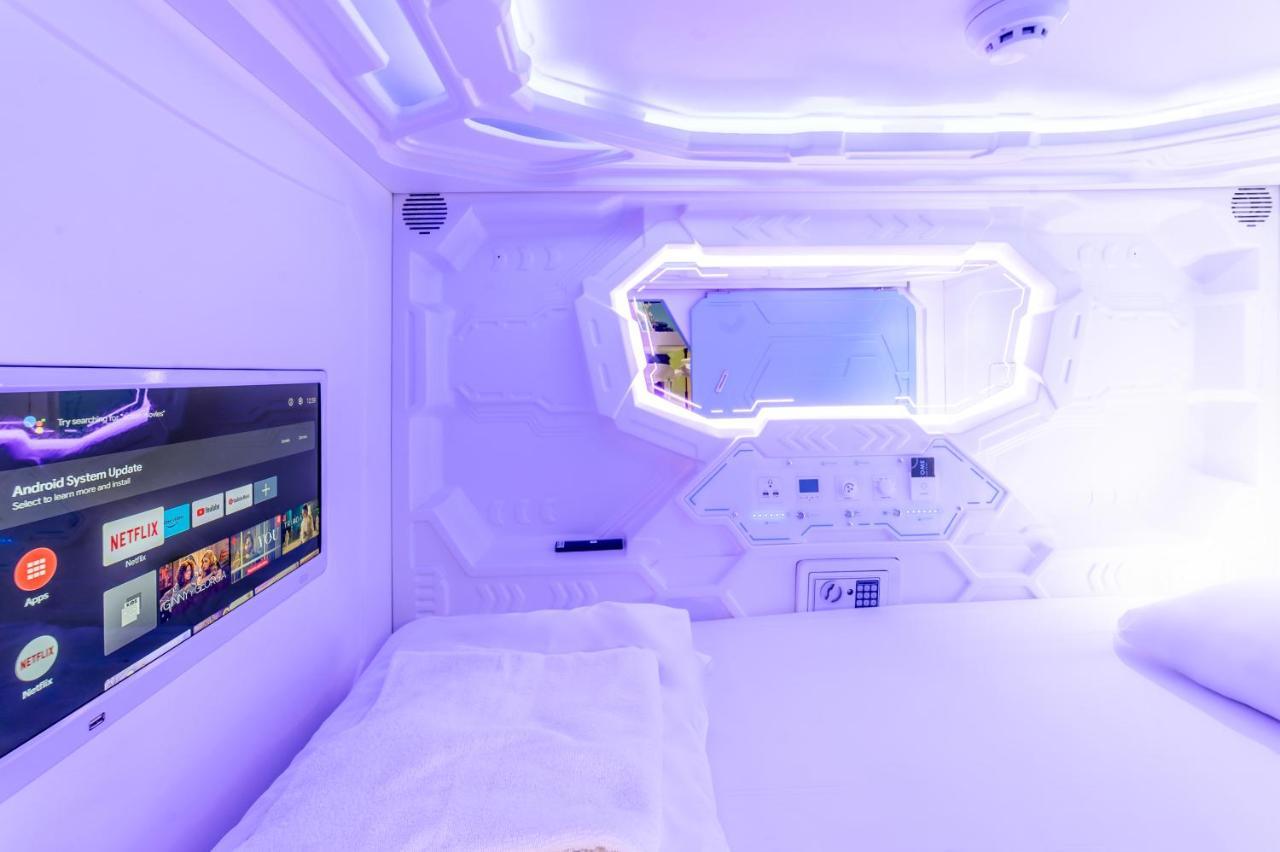 Capsule Inn Jerusalem Eksteriør billede