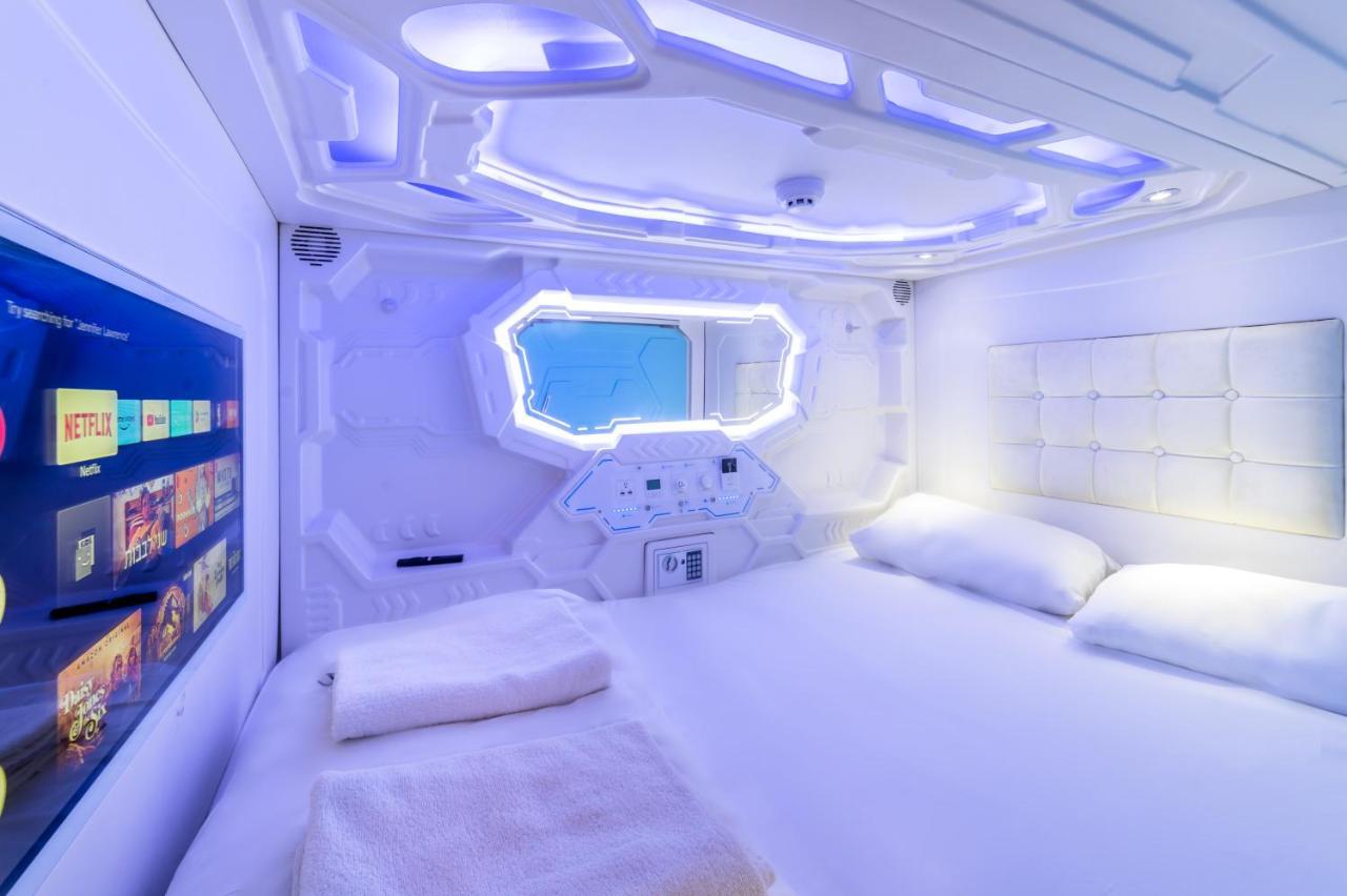 Capsule Inn Jerusalem Eksteriør billede
