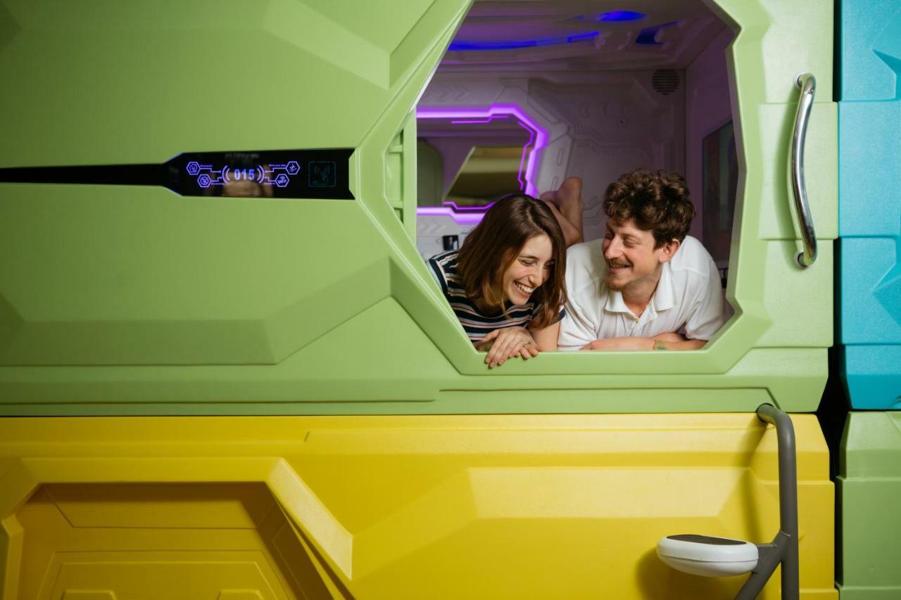 Capsule Inn Jerusalem Eksteriør billede